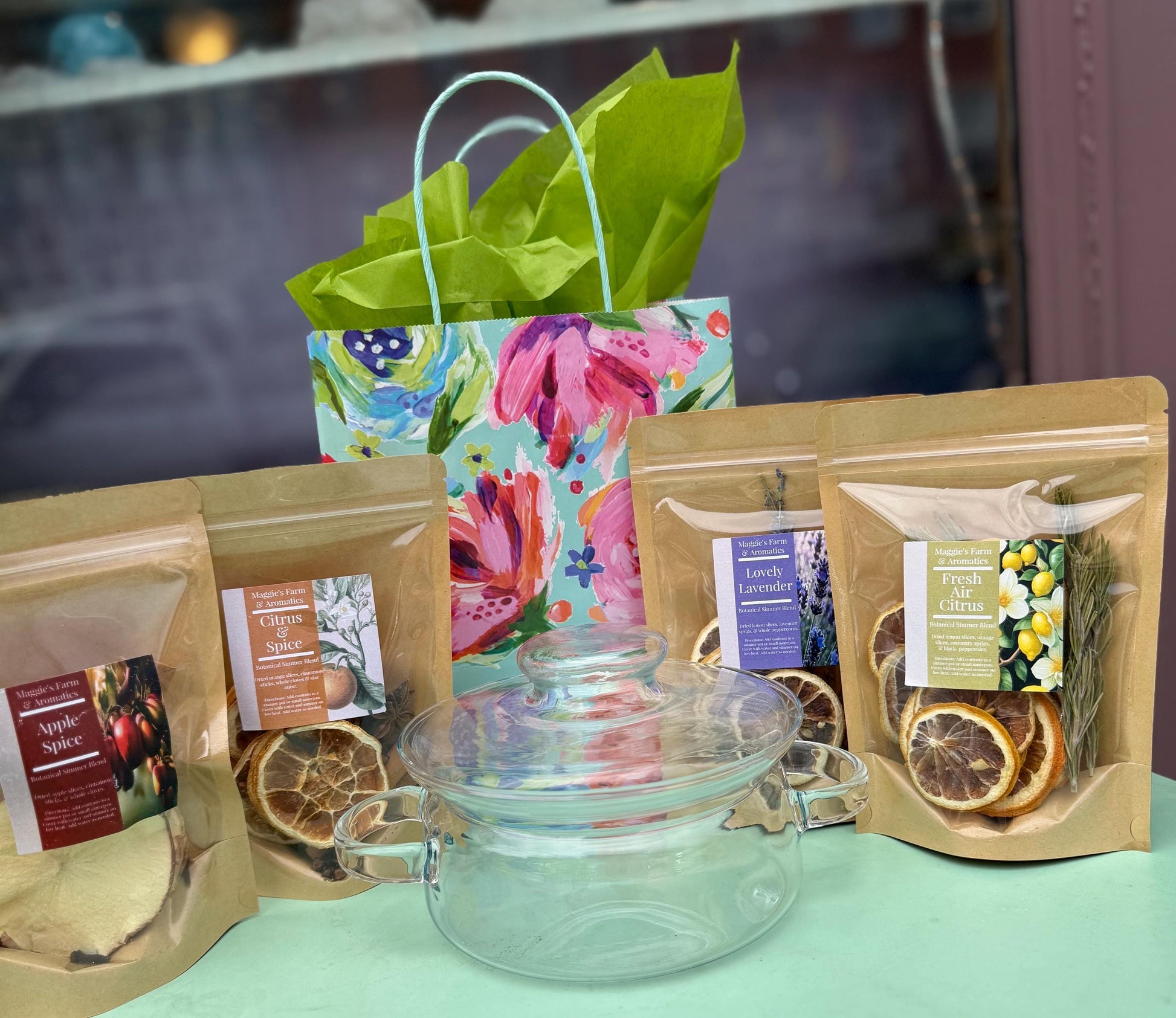 Simmer Pot Gift Set product photo from Maggie's Farm & Aromatics Etsy listing